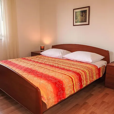 Violetta-2 By Interhome Apartamento