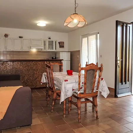 Lejlighed Violetta-2 By Interhome