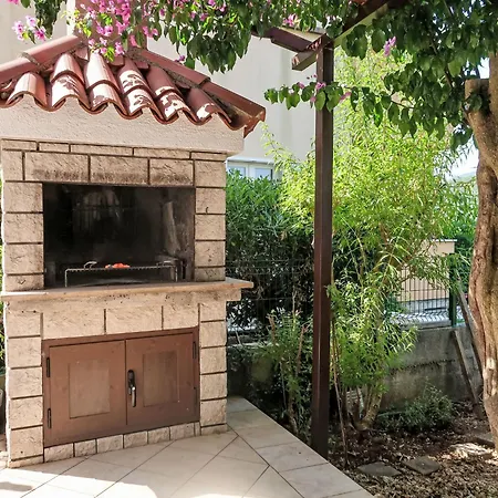 Violetta-2 By Interhome Apartamento