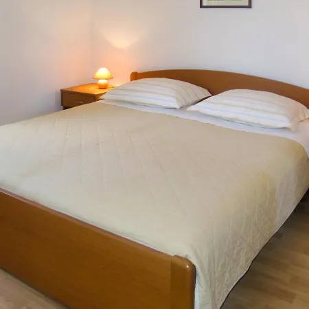 Violetta - Lbn201 By Interhome Apartment